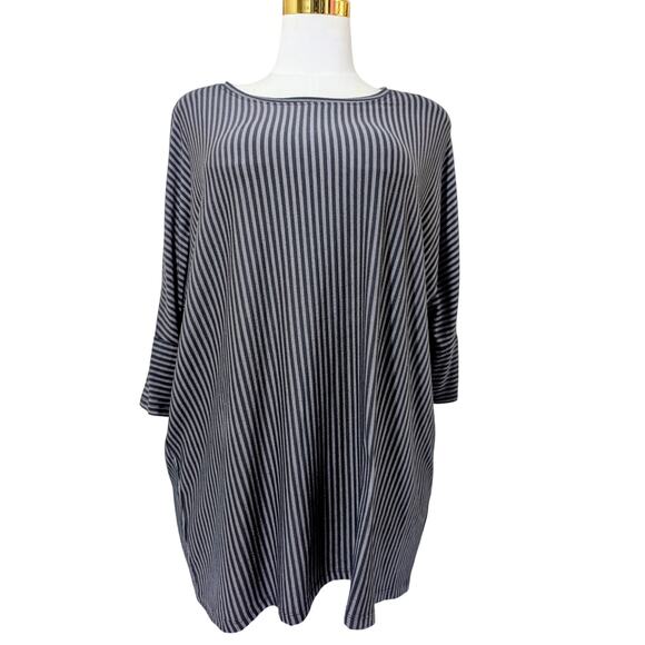 Comfy USA Gray Striped Oversized Modal Blend Tunic Top Size Small Made in USA - Picture 1 of 8